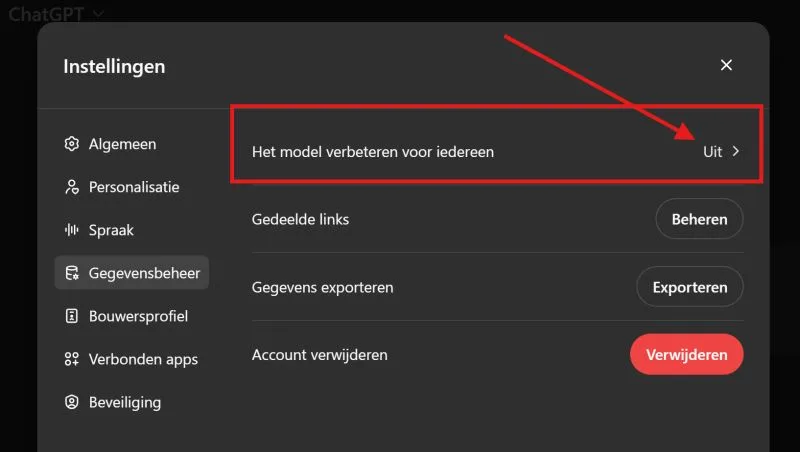 LinkedIn-bijdrage van Tom Naberink: Er heerst een groot misverstand in onderwijsland: ‘ChatGPT traint op alle data die jij erin zet’.